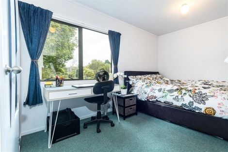 Photo of property in 2/45 Flaxdale Street, Birkdale, Auckland, 0626