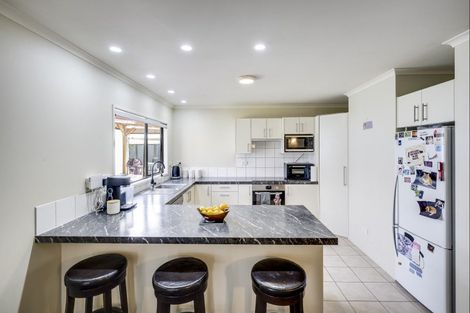 Photo of property in 6 Prestige Place, Flaxmere, Hastings, 4120