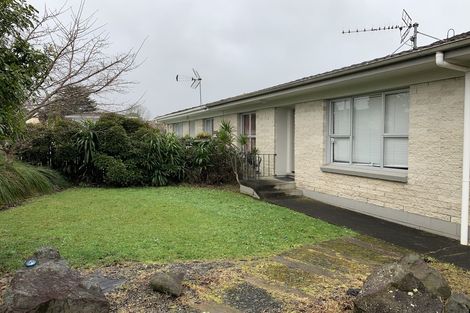 Photo of property in 1/11 Ballater Place, Highland Park, Auckland, 2010