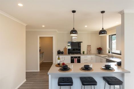 Photo of property in 10 Oldfield Lane, Marton, 4710