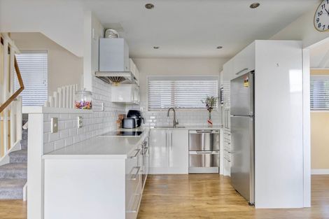 Photo of property in 1/7 Springfield Street, Forrest Hill, Auckland, 0620