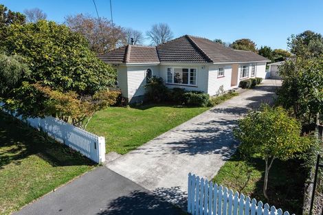 Photo of property in 245 Weston Road, Mairehau, Christchurch, 8052