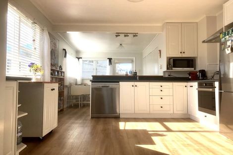 Photo of property in 9 Douglas Road, Waipukurau, 4200