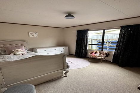 Photo of property in 2 Wainscott Street, Greenmeadows, Napier, 4112