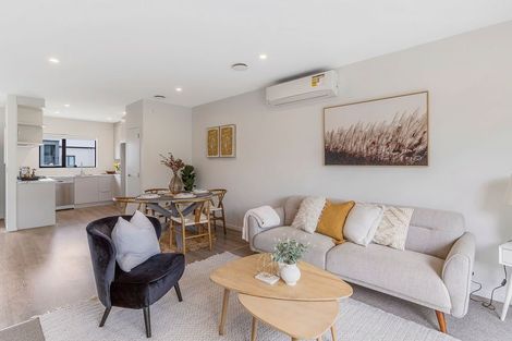 Photo of property in 15 Orona Place, Takanini, 2112