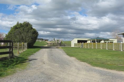 Photo of property in 21 Eagle Street, Waipawa, 4210