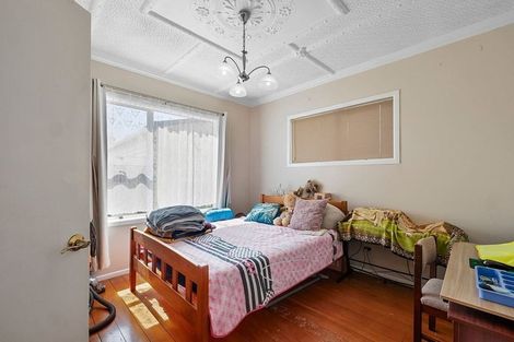 Photo of property in 1b Silby Street, Waitara, 4320