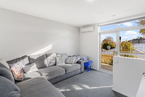 Photo of property in 2/54 Champion Street, Edgeware, Christchurch, 8013