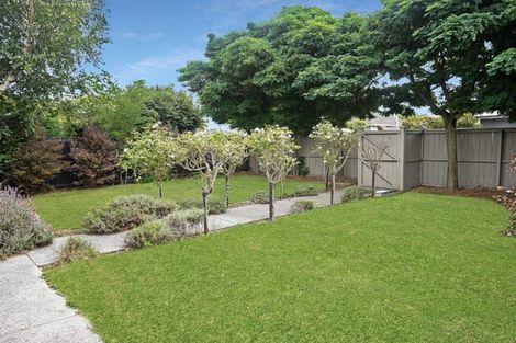 Photo of property in 150 Innes Road, St Albans, Christchurch, 8052