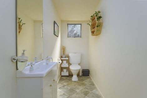 Photo of property in 5 Radstock Grove, Churton Park, Wellington, 6037