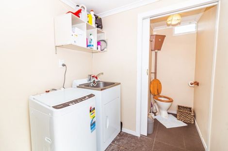 Photo of property in 102 Somme Parade, Aramoho, Whanganui, 4500