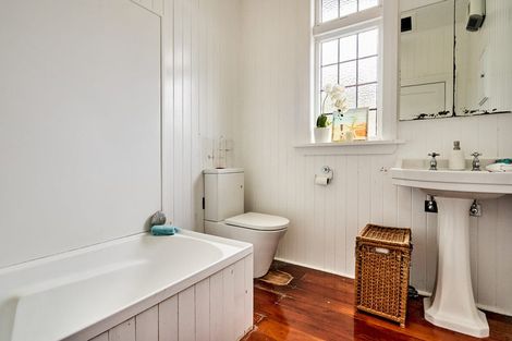 Photo of property in 38 Burrows Avenue, Karori, Wellington, 6012