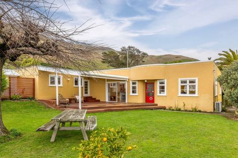 Photo of property in 85 Avoca Valley Road, Heathcote Valley, Christchurch, 8022