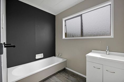 Photo of property in 328 Austin Road, Normanby, Hawera, 4675