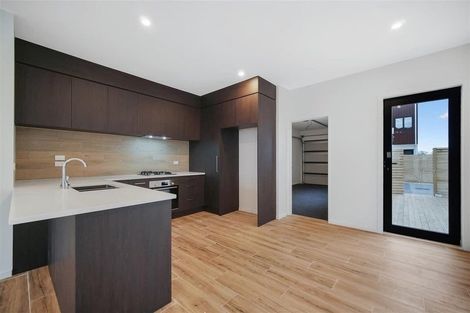 Photo of property in 11 Aramata Road, Papakura, 2110