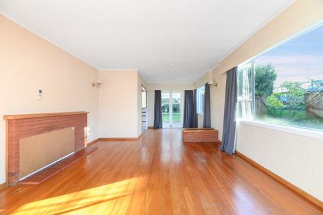 Photo of property in 15 Zita Maria Drive, Massey, Auckland, 0614