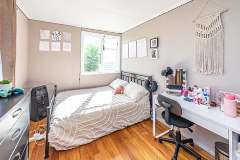 Photo of property in 51 Kowhai Street, Castlecliff, Whanganui, 4501