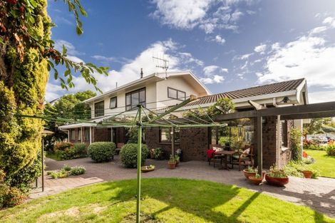 Photo of property in 15 Corwen Place, Mayfair, Hastings, 4122