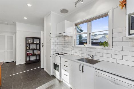 Photo of property in 78 Naenae Road, Naenae, Lower Hutt, 5011