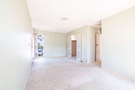 Photo of property in 51 Becroft Drive, Forrest Hill, Auckland, 0620