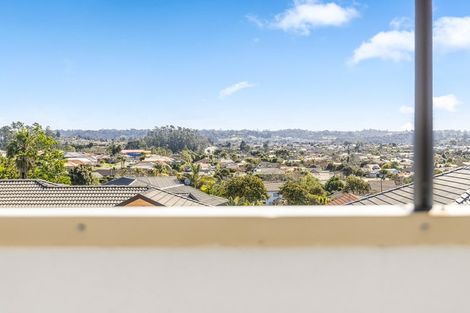 Photo of property in 33 Gala Place, Henderson, Auckland, 0612