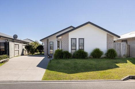 Photo of property in 43 Te Wharo Drive, Papamoa, 3118