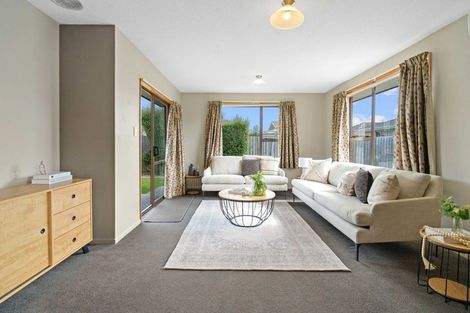 Photo of property in 19 Cunningham Place, Halswell, Christchurch, 8025