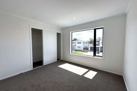 Photo of property in 19 Oyster Drive, Whenuapai, 0618