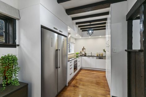 Photo of property in 19 Torwood Road, Khandallah, Wellington, 6035