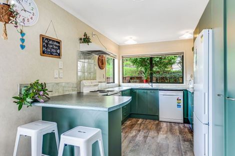 Photo of property in 24 Palm Grove Drive, Western Heights, Hamilton, 3200