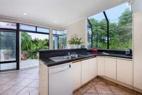 Photo of property in 103 Aberdeen Road, Castor Bay, Auckland, 0620