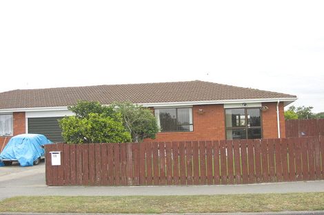 Photo of property in 12 Radiata Avenue, Parklands, Christchurch, 8083