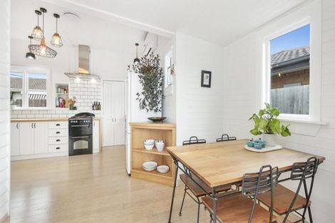 Photo of property in 126 Mackenzie Avenue, Woolston, Christchurch, 8023