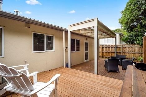 Photo of property in 92 Rangituhi Crescent, Takapuwahia, Porirua, 5022