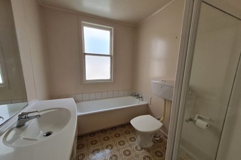 Photo of property in 2/142 Britomart Street, Berhampore, Wellington, 6023