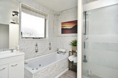 Photo of property in 2/92a Randolph Street, Woolston, Christchurch, 8062