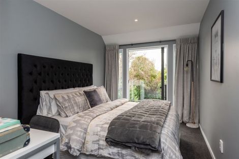 Photo of property in 37 Totara Street, Fendalton, Christchurch, 8041