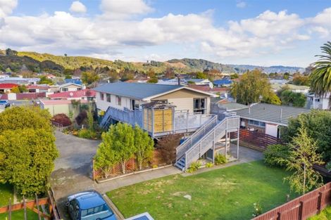 Photo of property in 35 Clouston Park Road, Clouston Park, Upper Hutt, 5018