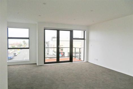 Photo of property in The Firemans Apartments, 211/321 Jackson Street, Petone, Lower Hutt, 5012