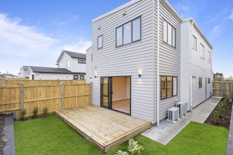 Photo of property in 80b Kahui Parade, Karaka, 2113