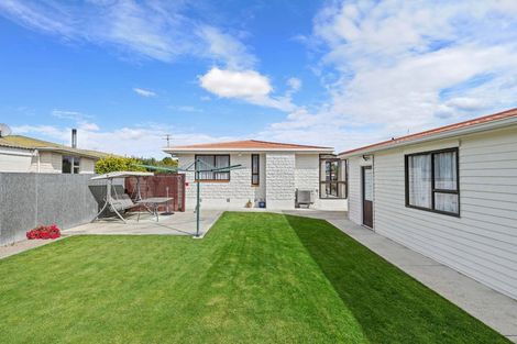 Photo of property in 38 Frensham Crescent, Woolston, Christchurch, 8062