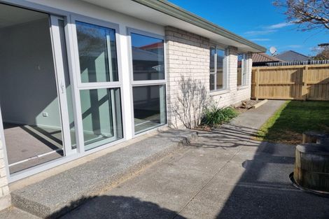 Photo of property in 2/3 Corfe Street, Ilam, Christchurch, 8041