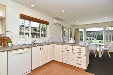 Photo of property in 10 Parade Court, Addington, Christchurch, 8024