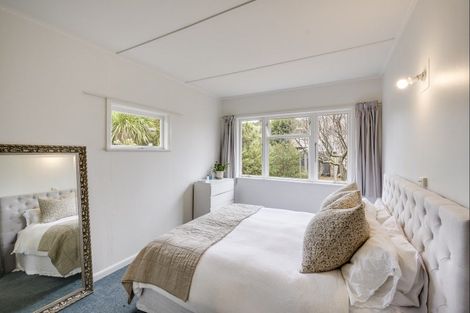Photo of property in 24 Church Road, Taradale, Napier, 4112