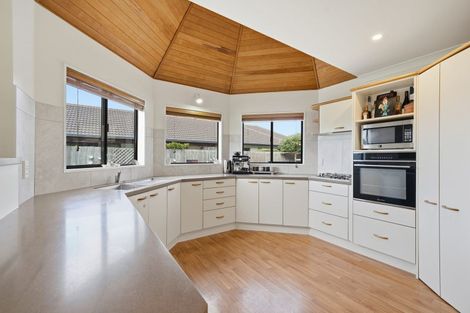 Photo of property in 16 Dawson Douglas Place, Kaiapoi, 7630