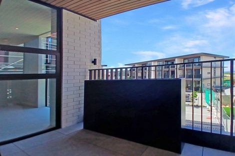 Photo of property in 210/21 Pennant Street, Long Bay, 0630
