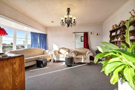 Photo of property in 11 Miranda Street, Stratford, 4332