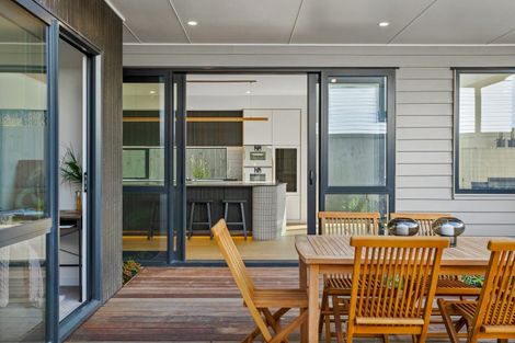 Photo of property in 183 Te Oneroa Way, Long Bay, Auckland, 0630