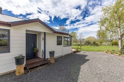 Photo of property in 425 Te Kura Road, Otane, 4277