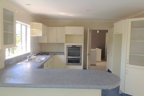 Photo of property in 8 Aintree Grove, Churton Park, Wellington, 6037